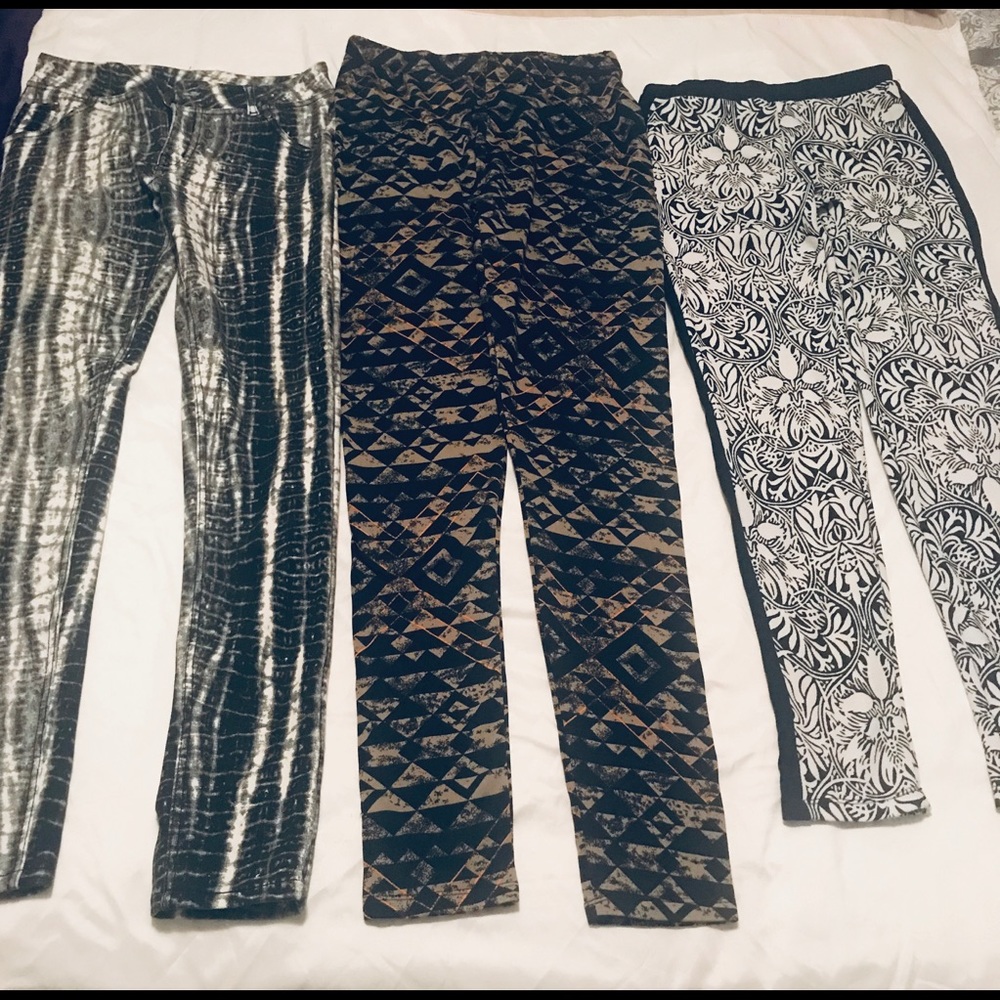 2 Leggings and 1 pair of jeggings